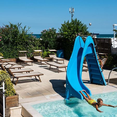 Hotel Fedora Riccione Exteriör bild