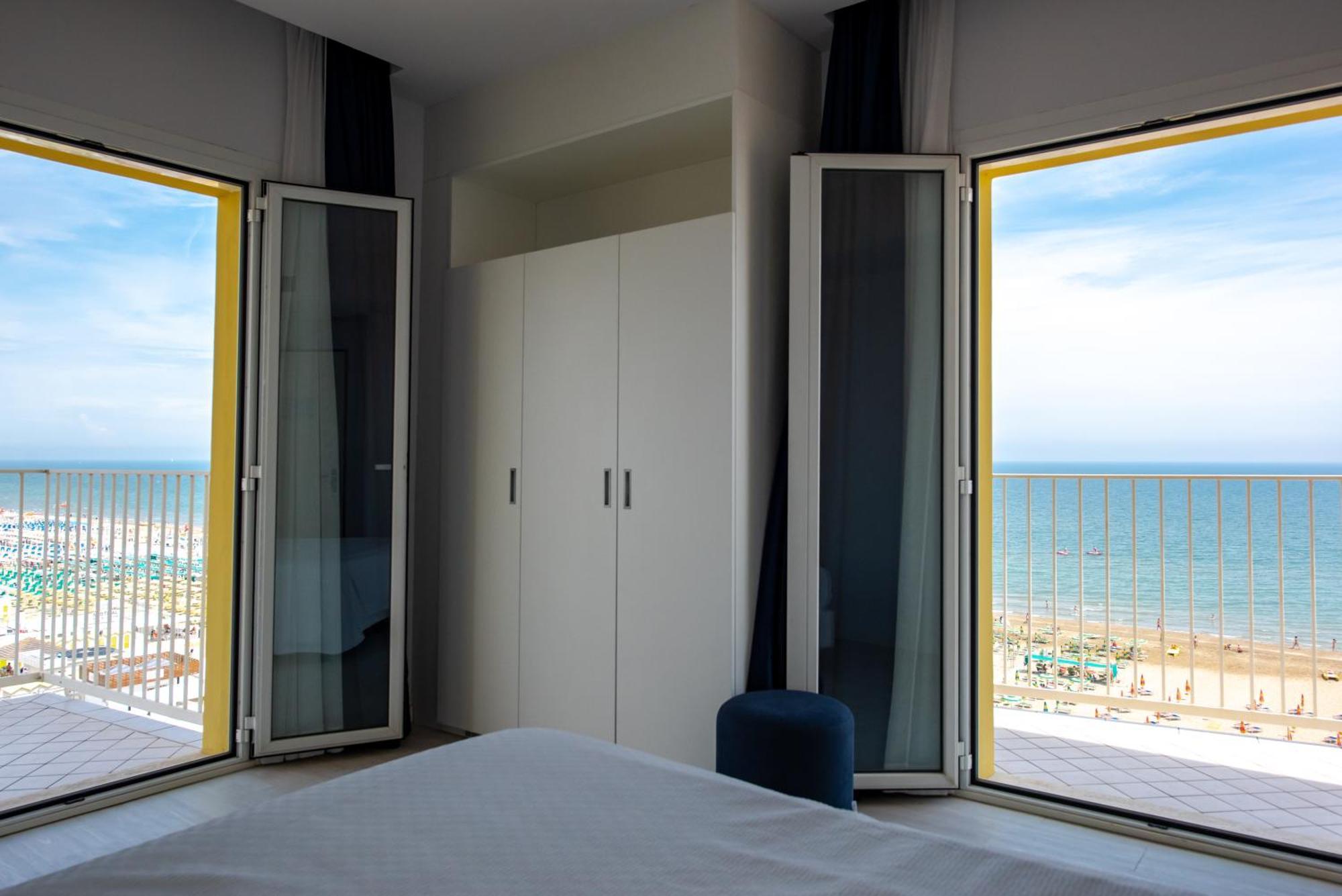 Hotel Fedora Riccione Exteriör bild